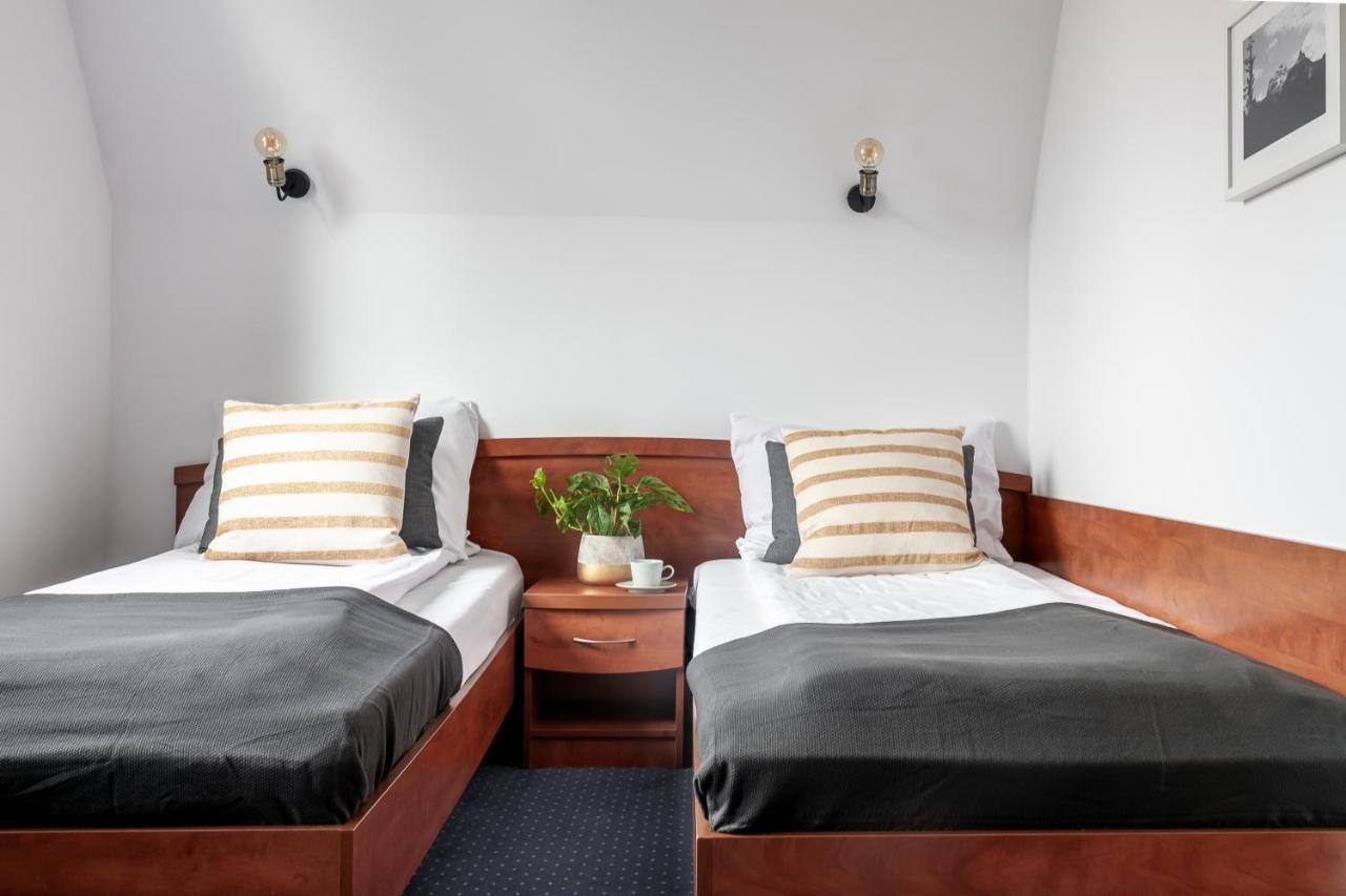 Bed and Breakfast Oberza Pod Roza Restauracja, Sauny, Jacuzzi Neumarkt Exterior foto