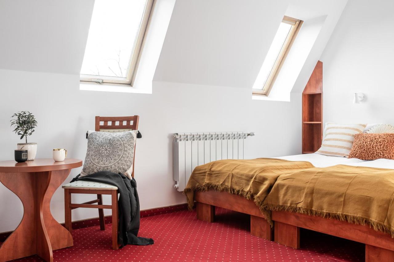 Bed and Breakfast Oberza Pod Roza Restauracja, Sauny, Jacuzzi Neumarkt Exterior foto