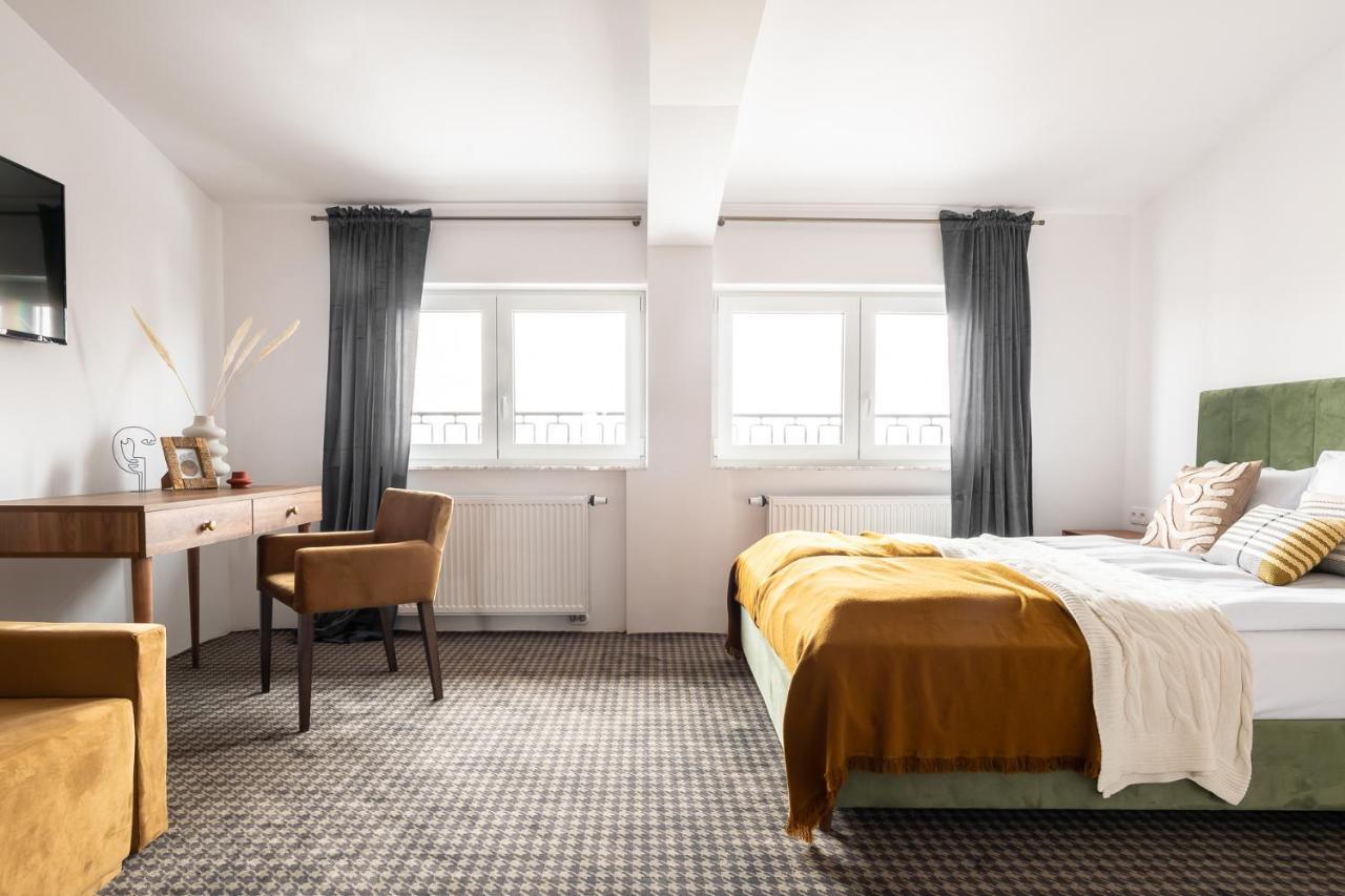 Bed and Breakfast Oberza Pod Roza Restauracja, Sauny, Jacuzzi Neumarkt Exterior foto